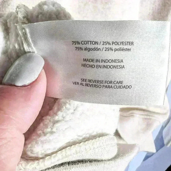 Orvis  Men's Size M long sleeve white 1/4 zip mock neck sweatshirt embroidered - Picture 9 of 13